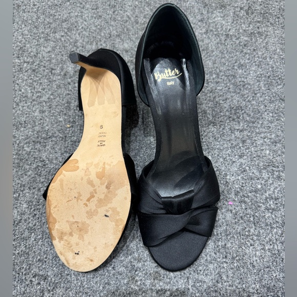 Butter Women's Elegant Black Heels - Picture 3 of 7